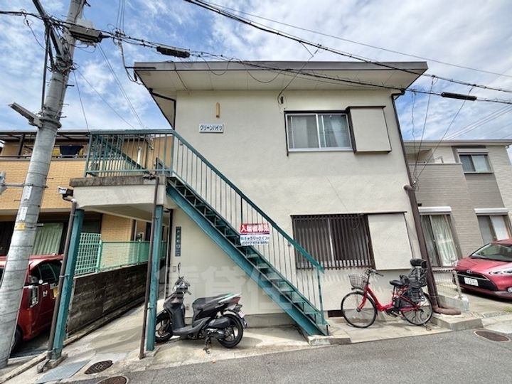 グリーンハイツの外観