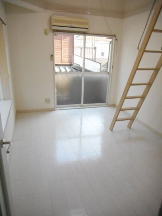 あるゾウパレス富士見の居間