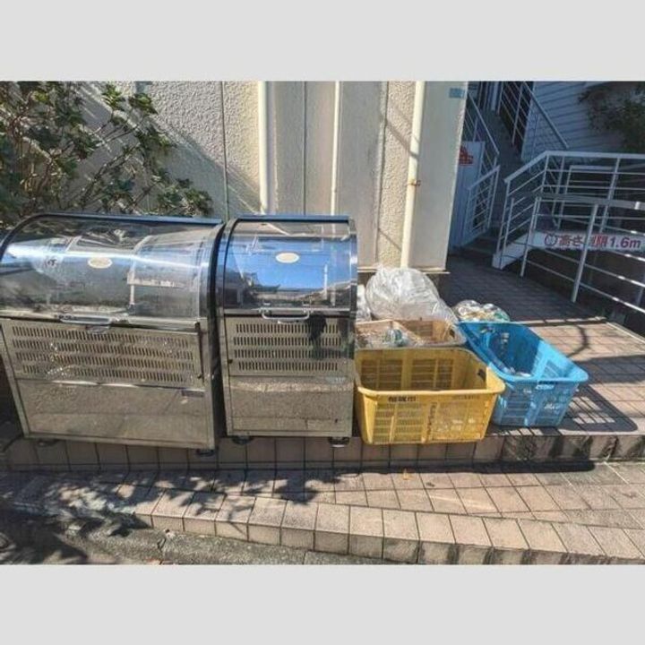 アゼリアコート平尾の地図