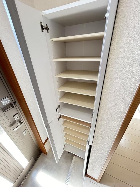 兵庫県神戸市中央区中島通3(一戸建)の賃貸物件の玄関