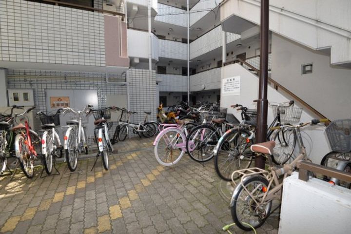 メゾン・ド・エクランの地図