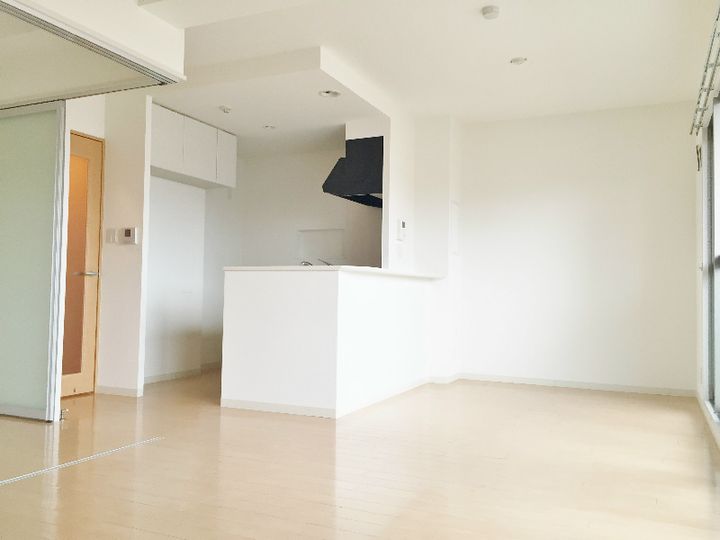 グランデ紫陽花の居間