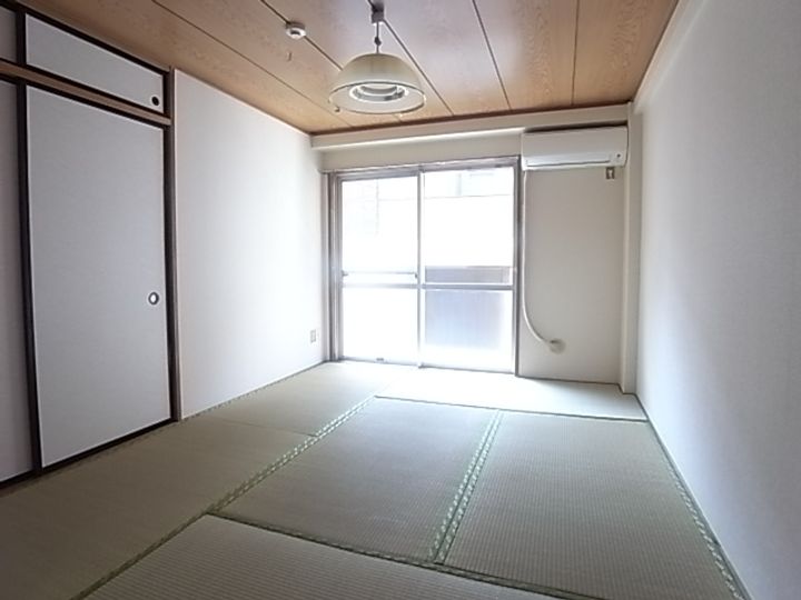 メゾン白川の居間