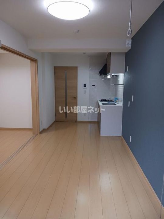 栃木県宇都宮市大通り3(マンション)の賃貸物件の居間