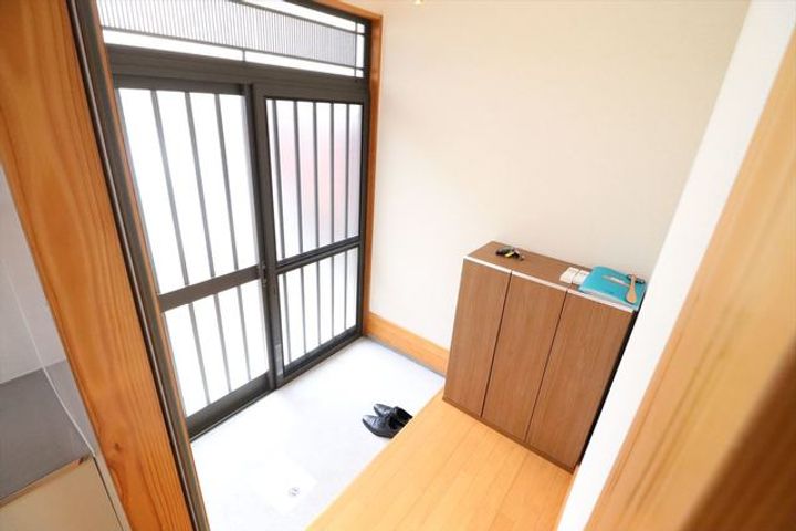 埼玉県久喜市鷲宮5(一戸建)の賃貸物件の玄関