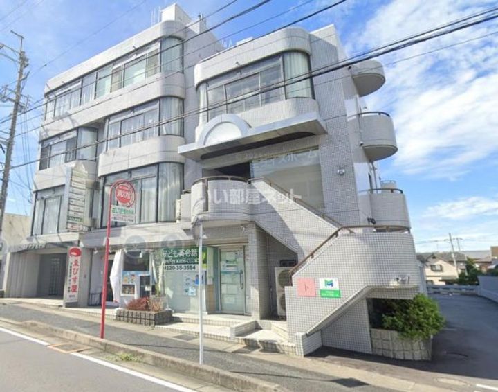 シャンポールの外観