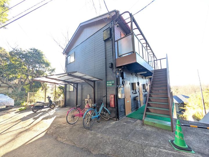 グリーンヒル西村の外観