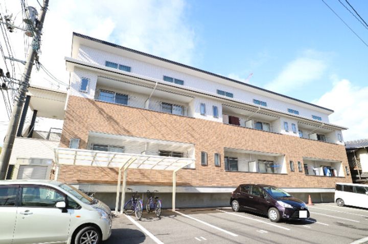 岡山県倉敷市松島(マンション)の賃貸物件の外観