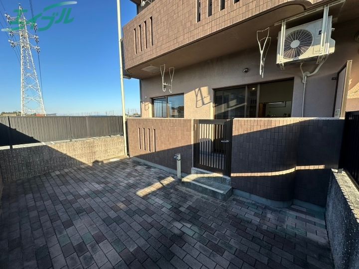ピュアタウンIIの内装