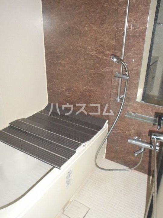 ステラメゾン三軒茶屋の風呂