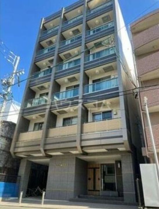 プラザ四天王の外観