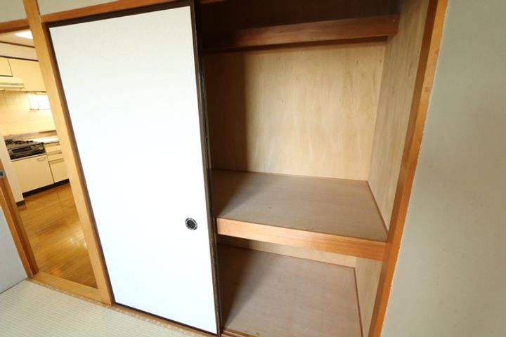 メゾン白銀556の内装