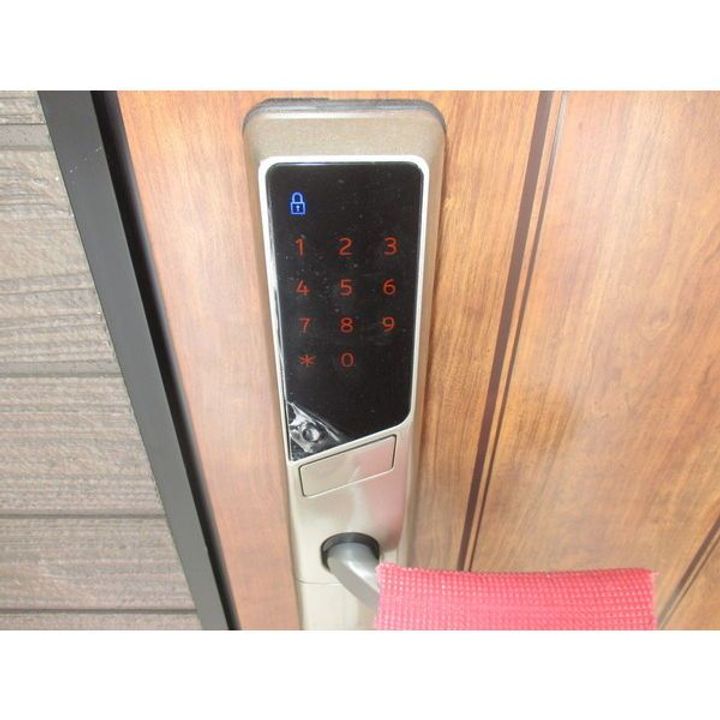 リクレ・ティーンの玄関