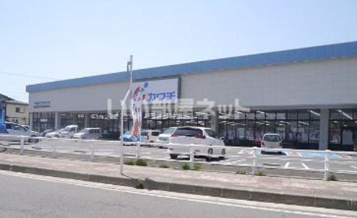 リクレ・ティーンの周辺