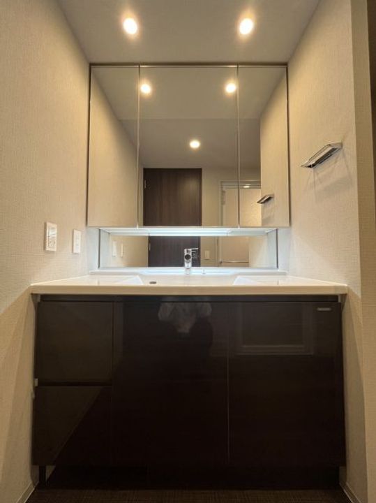 大阪府大阪市中央区安土町3(マンション)の賃貸物件の内装