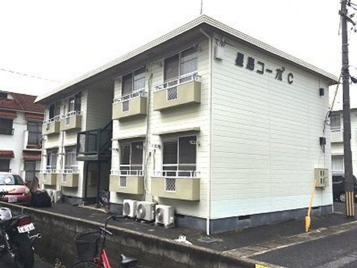 星島コーポC棟の外観