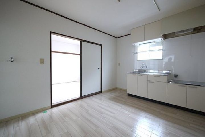 星島コーポC棟の居間
