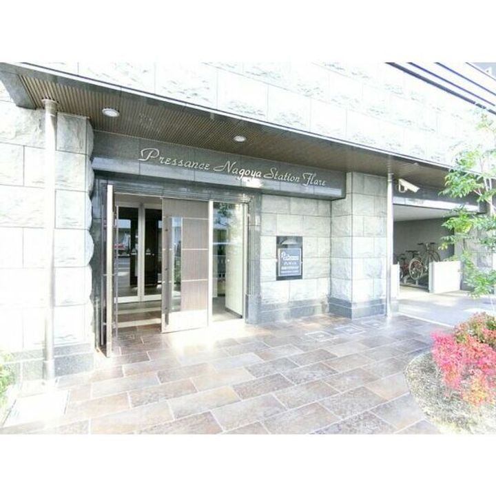 プレサンス名古屋STATIONフレアの地図