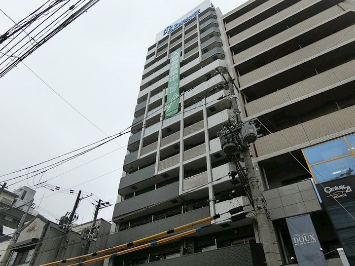 プレサンス扇町駅前の外観