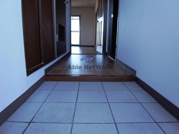 岐阜県羽島郡笠松町門間(マンション)の賃貸物件の玄関