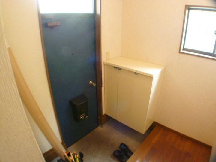 染谷ハイツ2の玄関