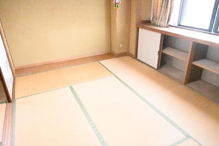 御陵下町10-3 2階の内装