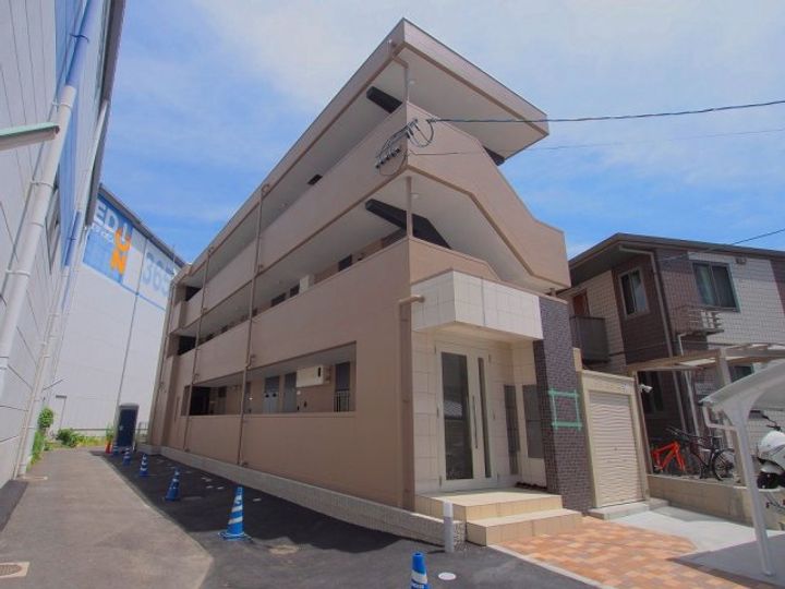 Glycine Court 長束の外観