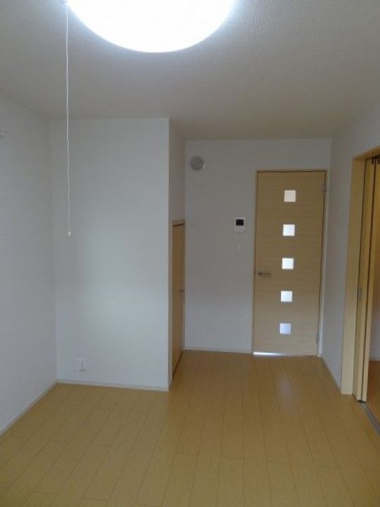 East Avenue 25の内装