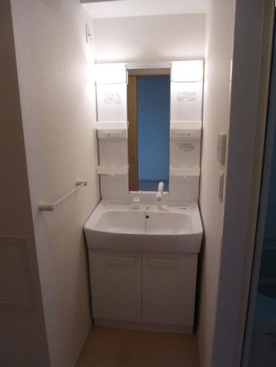 East Avenue 25の内装