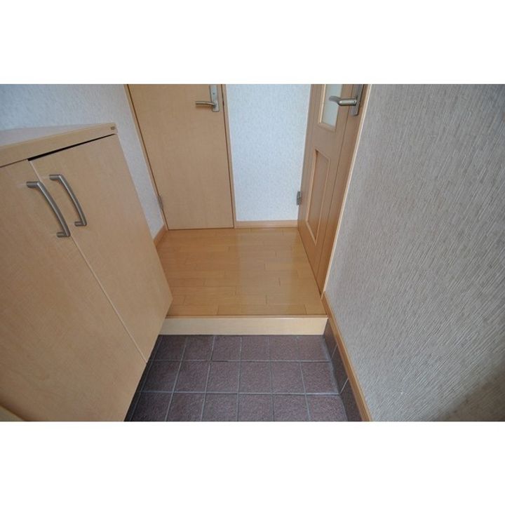 ウェルカムサトウ6の玄関