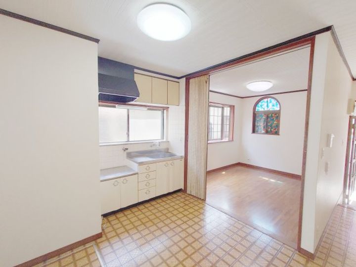 ヴィラサンビームの居間