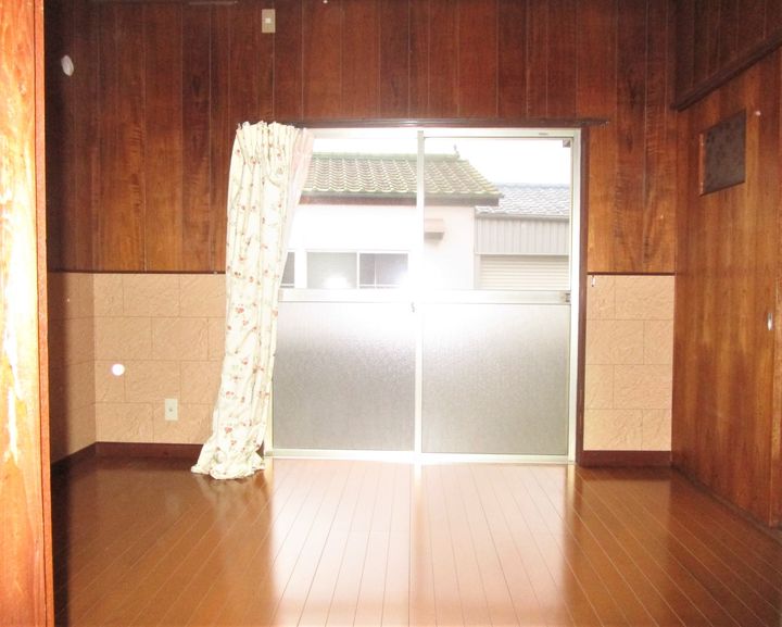 岡山県岡山市中区平井7(一戸建)の賃貸物件の居間