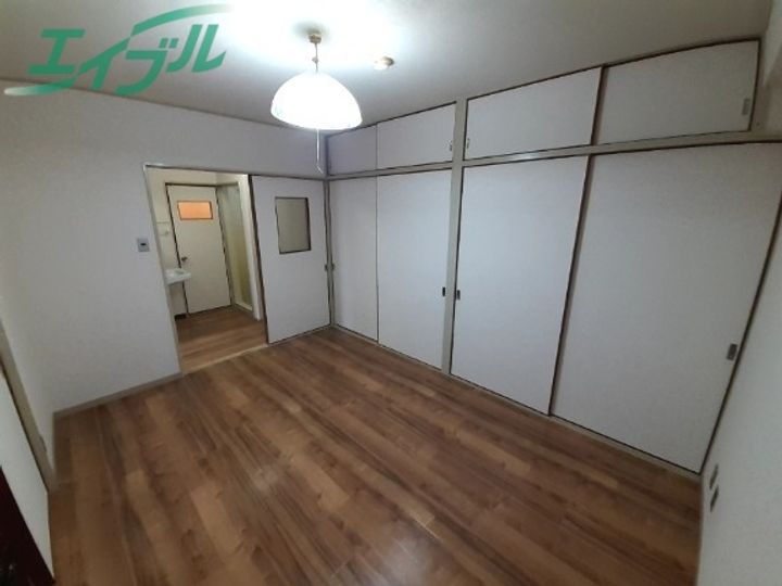 エイワハイツの居間