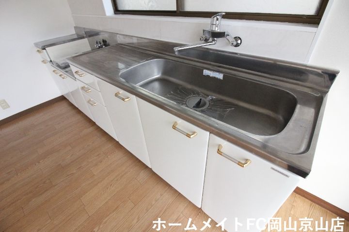 岡山県岡山市北区津倉町2(一戸建)の賃貸物件のキッチン