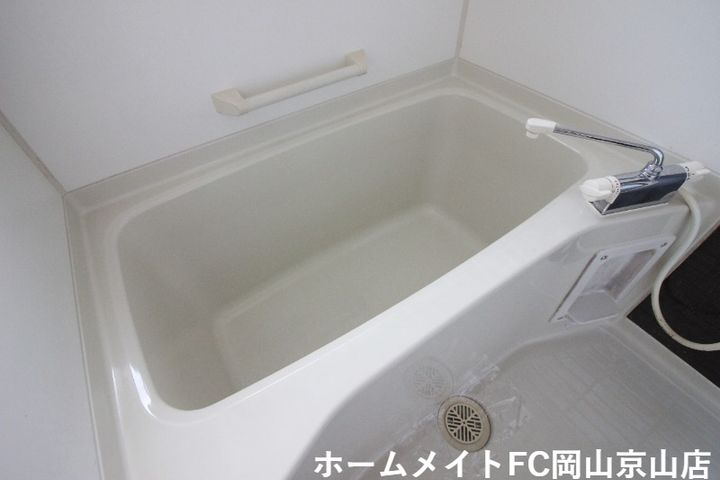 岡山県岡山市北区津倉町2(一戸建)の賃貸物件の風呂