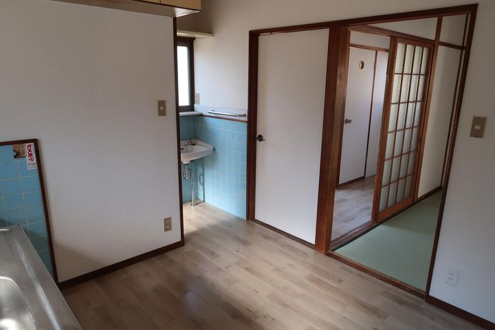 広島県広島市安佐北区落合5(一戸建)の賃貸物件の居間
