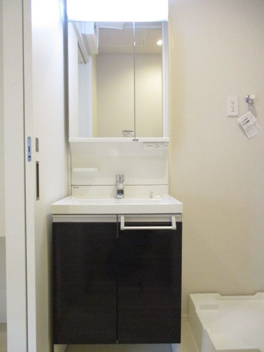 東京都足立区千住東2(マンション)の賃貸物件の内装