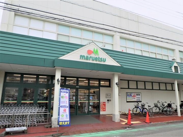 シェモワの周辺