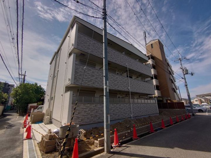 クリエオーレ豊島南の外観