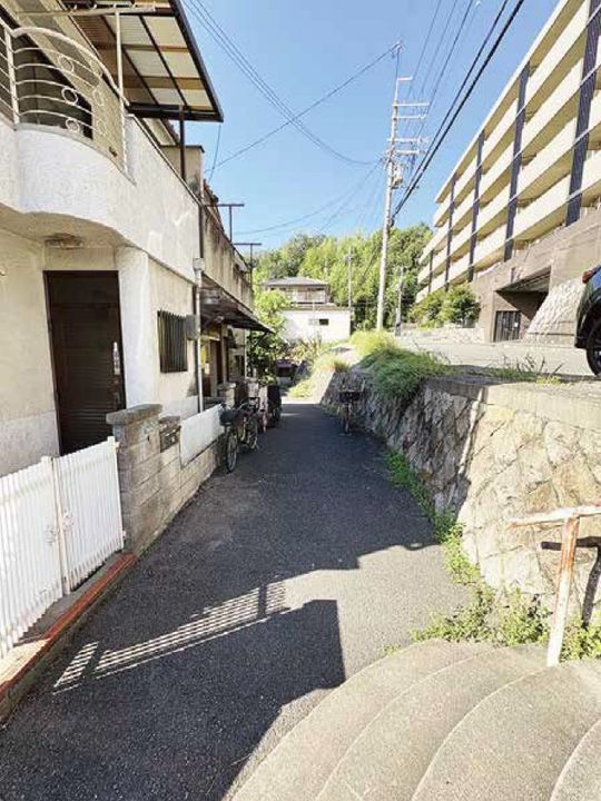 大阪府枚方市香里ケ丘1(一戸建)の賃貸物件の外観