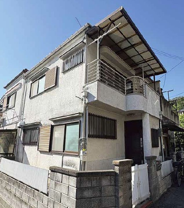 大阪府枚方市香里ケ丘1(一戸建)の賃貸物件の外観