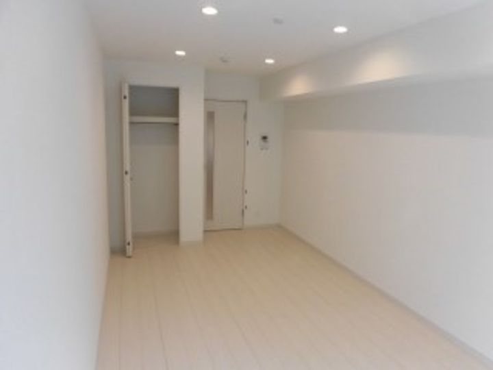 神奈川県鎌倉市台4(マンション)の賃貸物件の居間