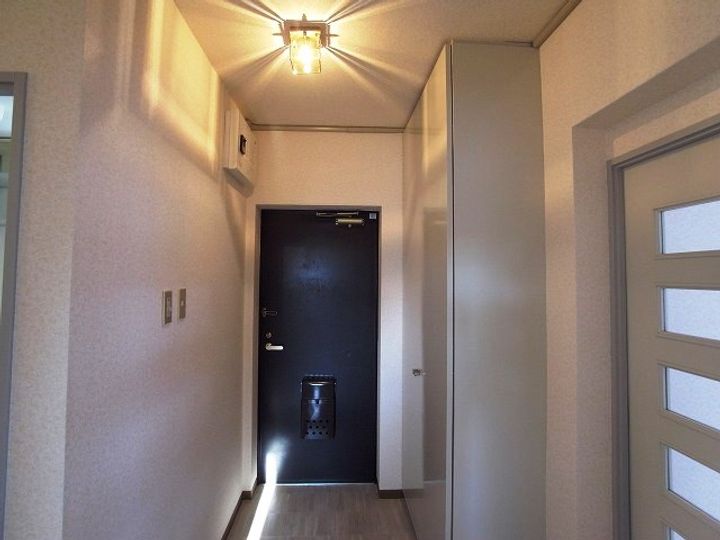 グリーンヒル藤が丘Cの玄関