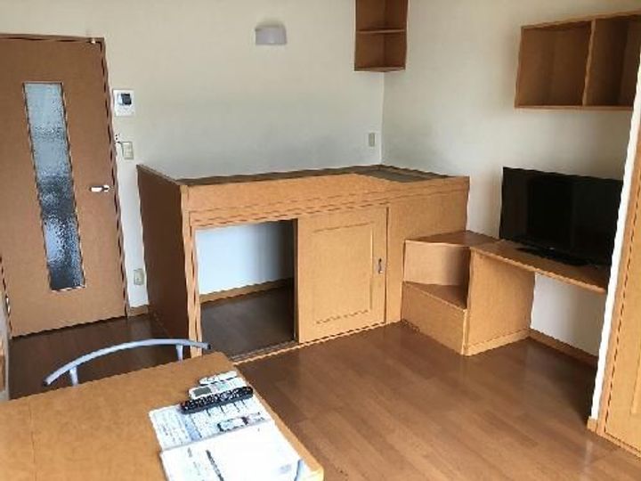 レオパレスビオトープ萩の居間
