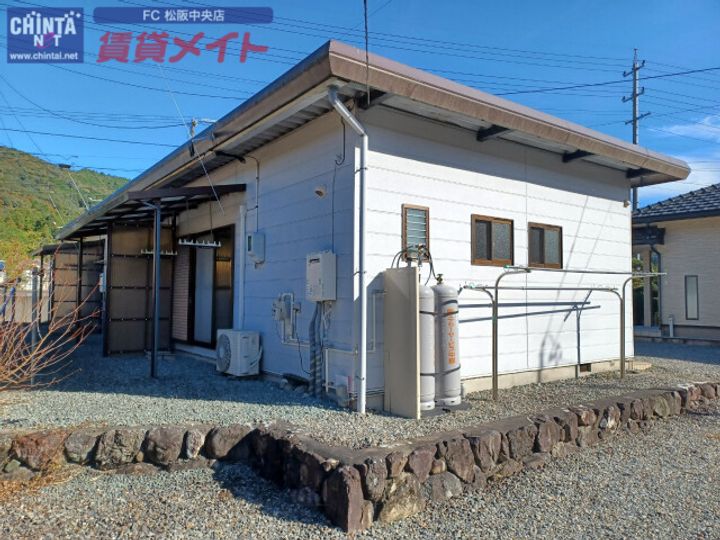 上村様共同住宅の外観