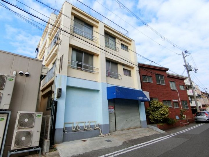 兵庫県西宮市甲子園八番町(マンション)の賃貸物件の外観