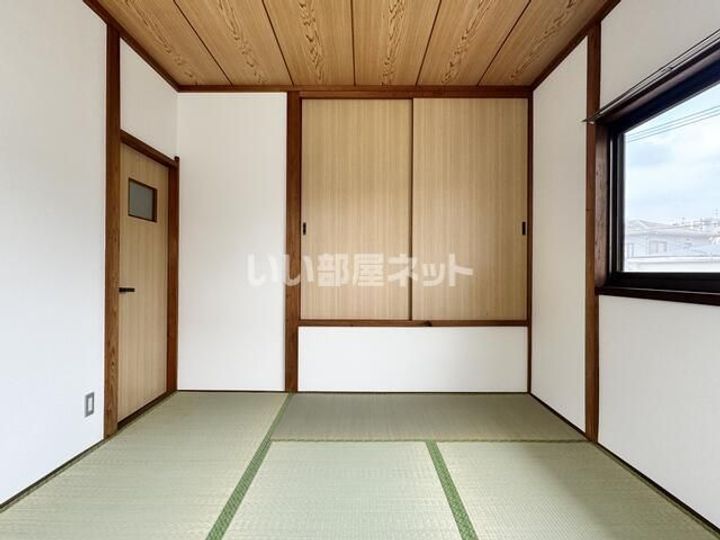 メーリー中西の内装