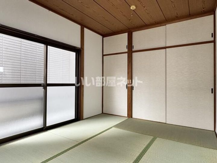 メーリー中西の内装