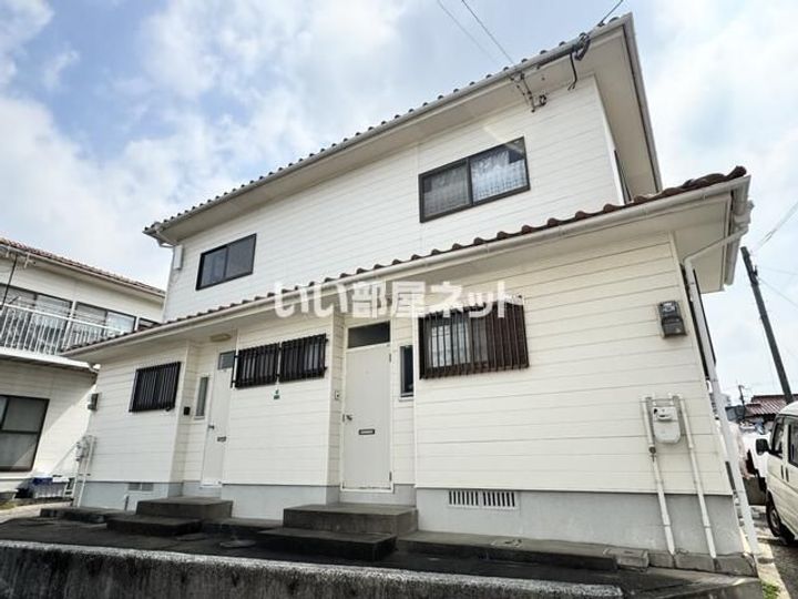 メーリー中西の外観