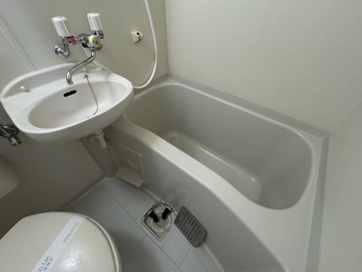 Shoei Building No.11の風呂